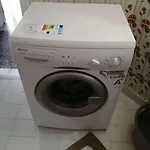 度假居 50 Metres From The *