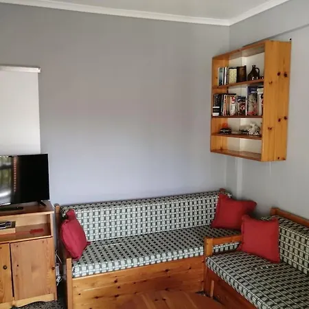 50 Metres From The Χανιώτη