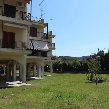 Vakantiehuis 50 Metres From The Hanioti